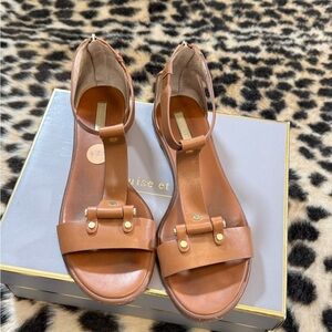 Louise et Cie Brown Sandal Size 9